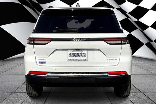 2023 Jeep Grand Cherokee Laredo