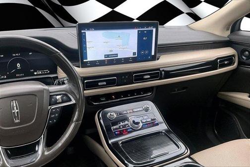 2021 Lincoln Nautilus Reserve