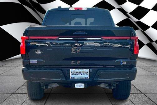 2024 Ford F-150 Lightning LARIAT