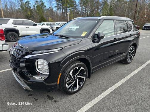 2023 Mitsubishi Outlander SEL