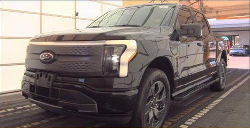 2023 Ford F-150 Lightning XLT