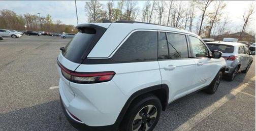 Bright White Clearcoat 2023 Jeep Grand Cherokee 4xe Base