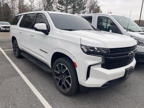 2023 Chevrolet Suburban RST