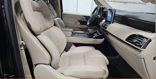 2021 Lincoln Navigator L Reserve