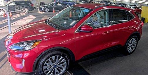 2022 Ford Escape Titanium