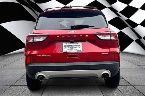 2022 Ford Escape Titanium