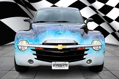 2004 Chevrolet SSR Base