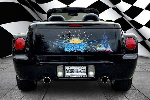 2004 Chevrolet SSR Base