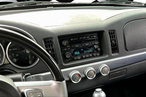 2004 Chevrolet SSR Base