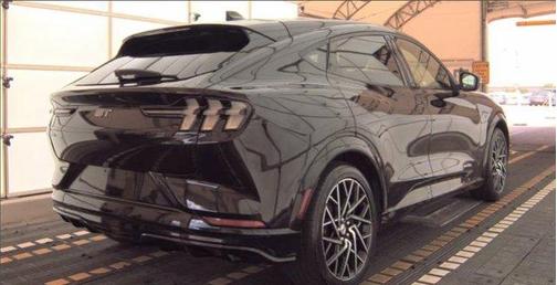 2022 Ford Mustang Mach-E GT