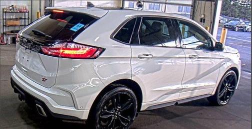 2022 Ford Edge ST