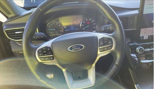 Agate Black Metallic 2023 Ford Explorer Limited