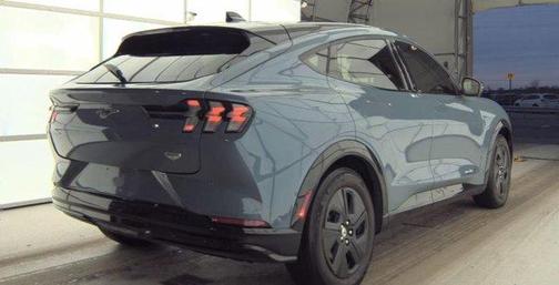 2023 Ford Mustang Mach-E California Route 1