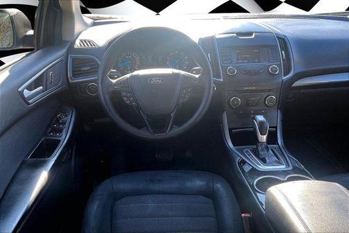 2018 Ford Edge SE