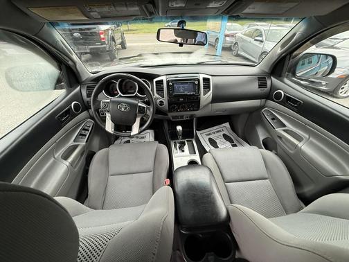 2014 Toyota Tacoma Base