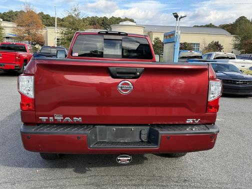 2018 Nissan Titan SV
