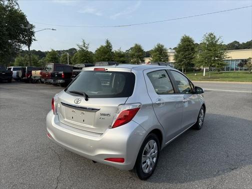 2012 Toyota Yaris L