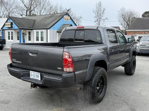2015 Toyota Tacoma Base