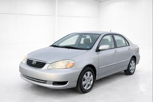 2005 Toyota Corolla LE