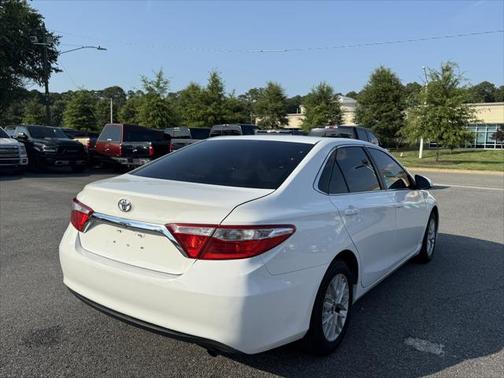 2016 Toyota Camry XLE