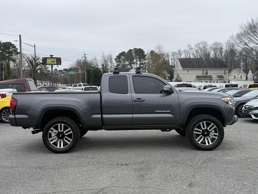 2018 Toyota Tacoma TRD Off Road