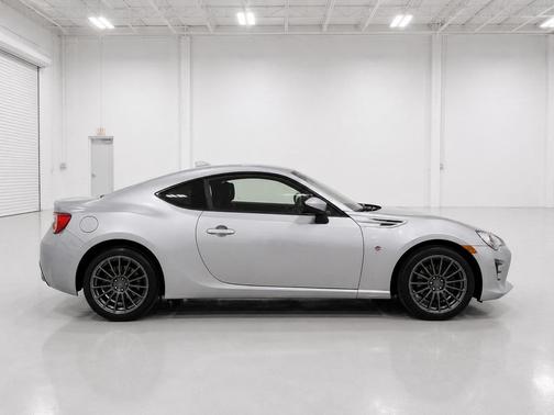 Steel 2020 Toyota 86 Base