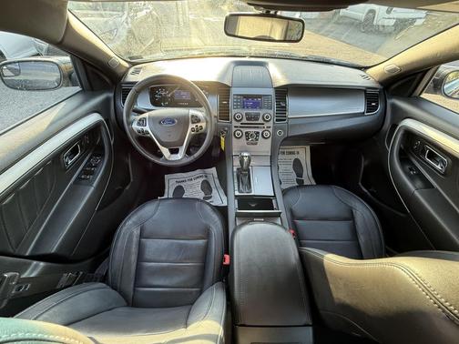 2016 Ford Taurus SEL