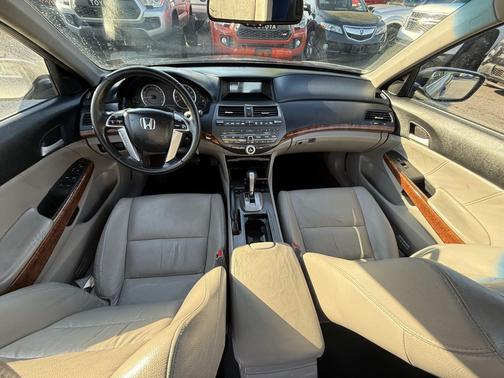 Polished Metal Metallic 2011 Honda Accord EX-L