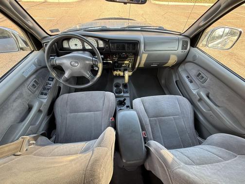 2002 Toyota Tacoma PreRunner Double Cab