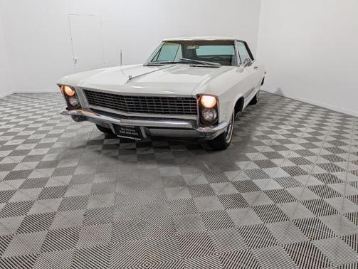 Super Black 1965 Buick Riviera DUAL-QUAD
