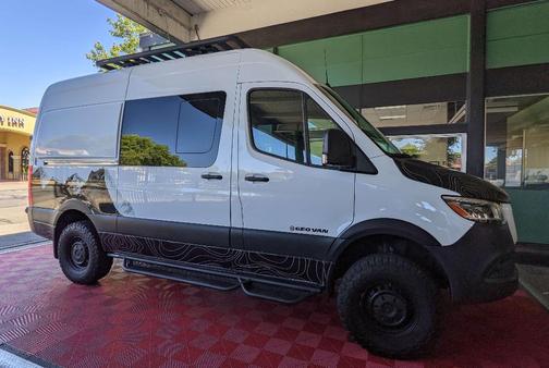 Photo 3 of 22 of 2020 Mercedes-Benz Sprinter 2500 High Roof