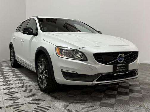 Crystal White 2016 Volvo V60 Cross Country T5
