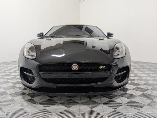 2018 Jaguar F-TYPE R