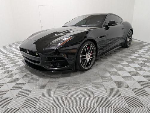 2018 Jaguar F-TYPE R