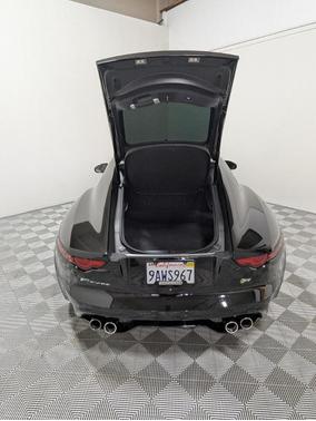 2018 Jaguar F-TYPE R