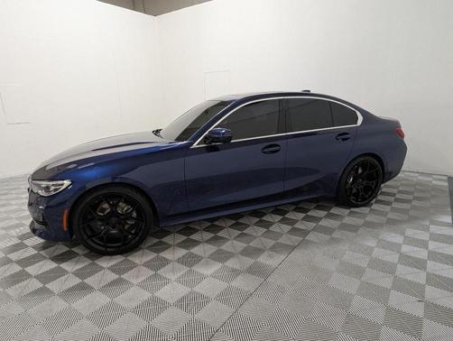 2019 BMW 330 i
