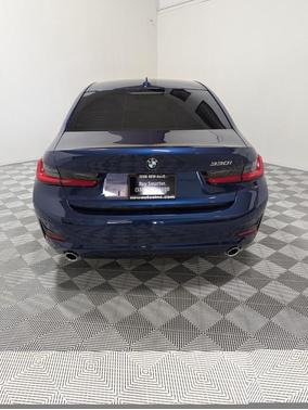 2019 BMW 330 i