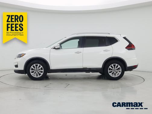 White 2018 Nissan Rogue SV
