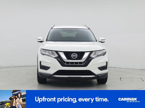 White 2018 Nissan Rogue SV