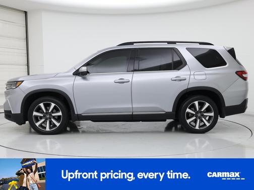 Silver 2023 Honda Pilot Elite