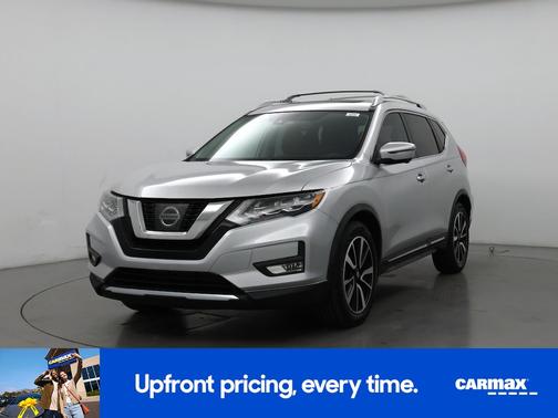 Silver 2017 Nissan Rogue SL