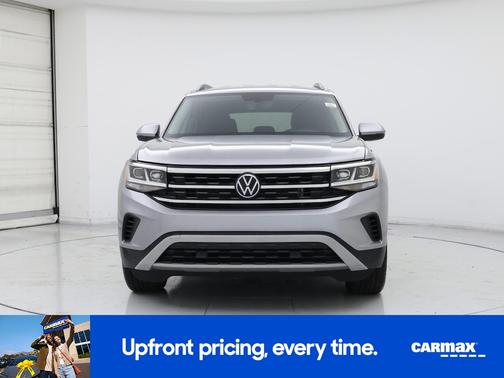 Silver 2023 Volkswagen Atlas SE w/Tech