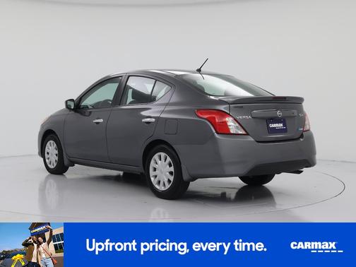 2016 Nissan Versa SV