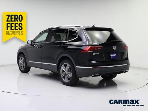 Black 2021 Volkswagen Tiguan SEL