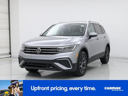 Silver 2022 Volkswagen Tiguan SE