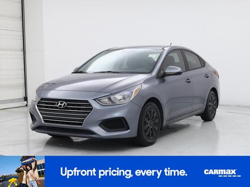 Gray 2020 Hyundai Accent SE