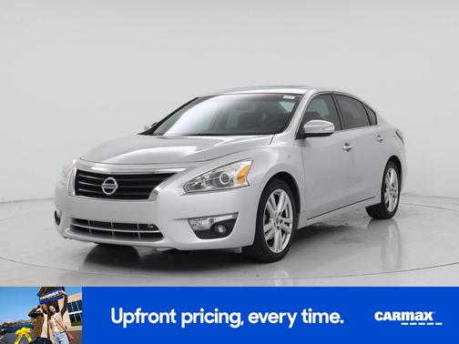 Silver 2015 Nissan Altima SL