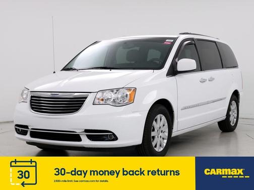 Photo 4 of 25 of 2016 Chrysler Town & Country Touring