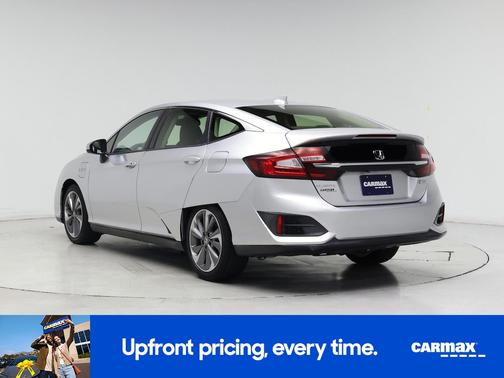 Silver 2018 Honda Clarity Plug-In Hybrid