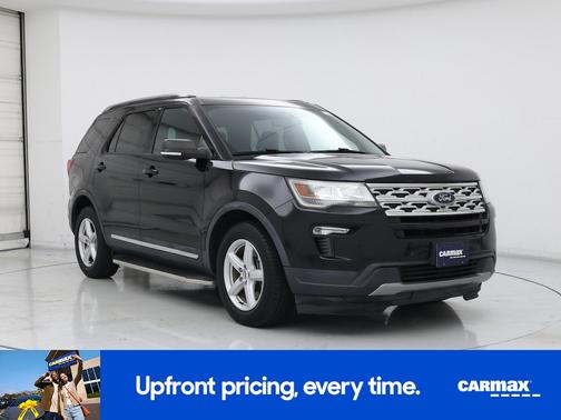 Black 2019 Ford Explorer XLT